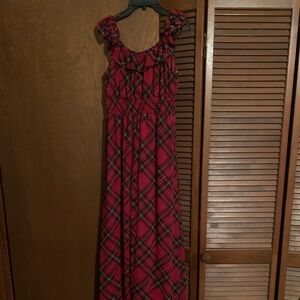 Red plaid maxi dress. Sz small